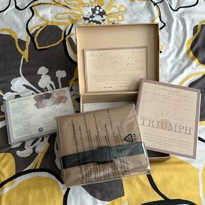 Creative memories, triumph, memory chest